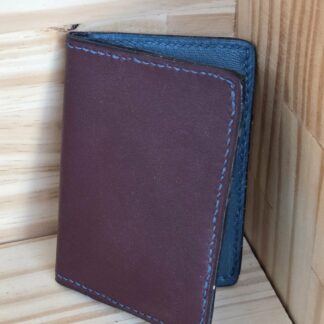 Porte carte bordeaux, bleu et noir