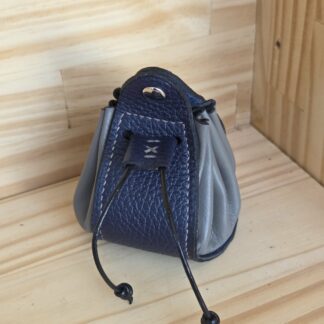 Bourse bleu et grise