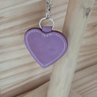 Porte clef/bijoux de sac coeur mauve