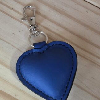 Porte clef/bijoux de sac coeur bleu roi