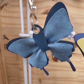 Porte clé papillon Bleu brillant